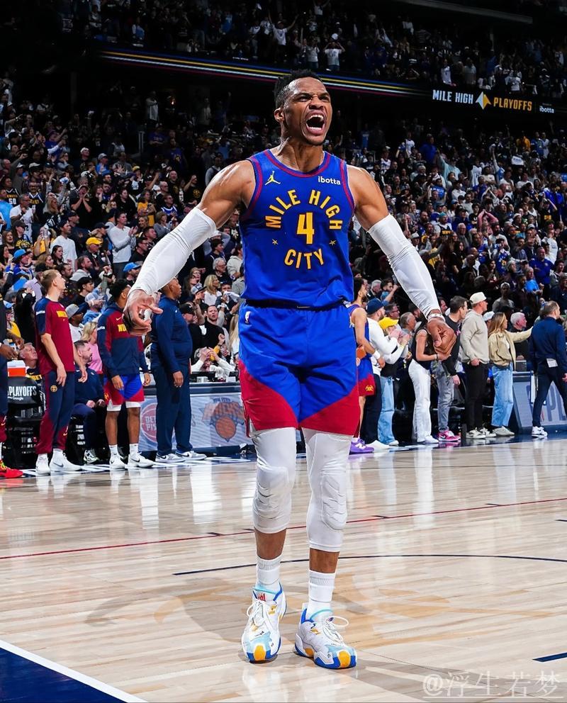 4月30日季后赛：掘金对阵快船 威少表现集锦